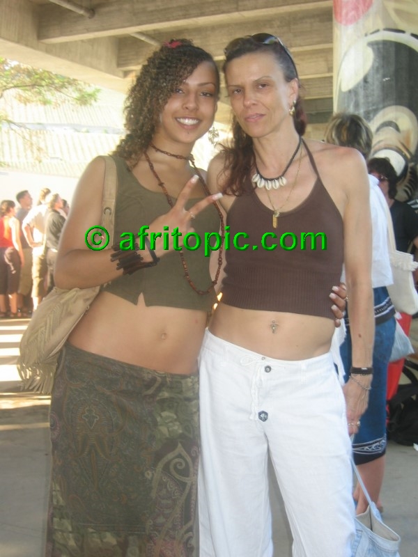 ../Images/AfricaFestival-28-29May05 002.jpg